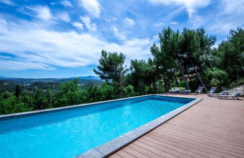 Le Tholonet Apartment | Lavish Villa First Floor with Pool & AC - Le Tholonet