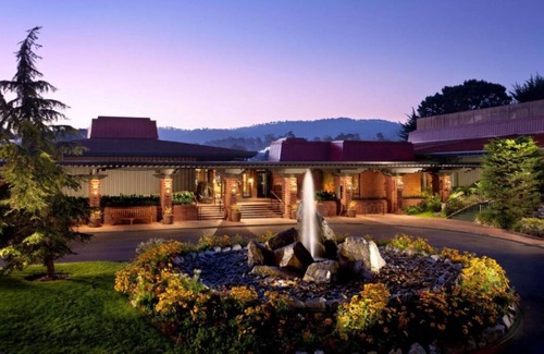Downtown Monterey House | Lavish Villa Minutes from Pebble Beach Golf Academy! Private Backyard w/ Pool!
