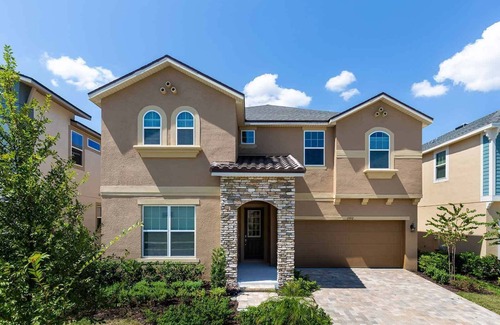 Four Corners House | Lavish Villa Near Parks w/Ice Princess & Space BRs, Theater, Huge Arcade & Pool