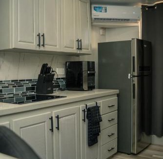 St. George's Apartment | Lawrence Legacy Stays