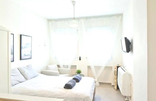 Netanya Apartment | laxury studio near the beach with a sew veiw
