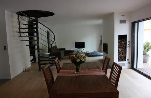 Azur House | Lazuli Lodge