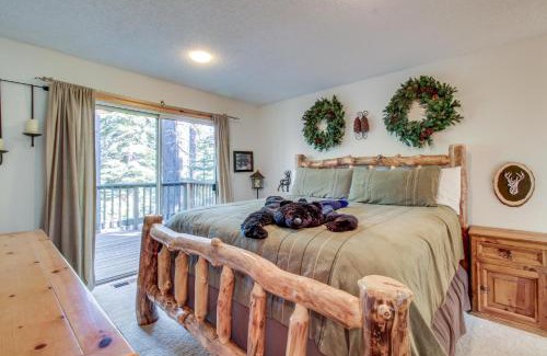 Country Club Estates House | Lazy Bear Retreat