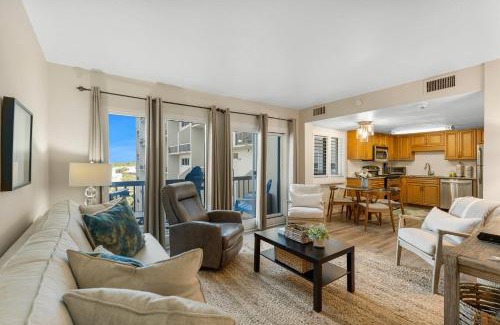 Sunnyside Apartment | Lazy Days Cabana at Pinnacle Port A-540