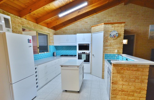 Kalbarri House | Lazy Dayz - Kalbarri, WA