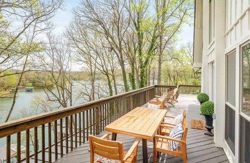 Soddy-Daisy House | Lazy Daze Lake House - A Beautiful Remodeled A-Frame Style Lake House!