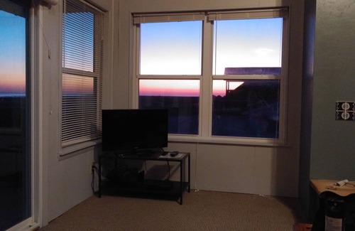 Matagorda House | Lazy Daze - Oceanfront Escape - Panoramic Views + Autumn Deals!