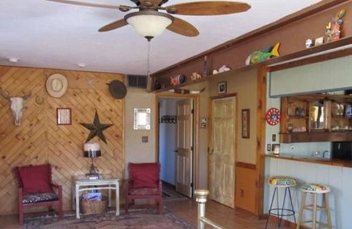 Sierra Vista Bed & Breakfast | Lazy Dog Ranch