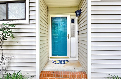 Cary House | Lazy Lemon; Walk to Koka Booth; Near Wake Med Cary; Well Appointed; Central