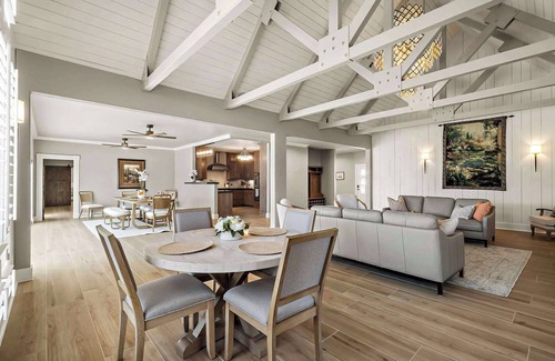 Boerne House | Lazy River Ranch-Events,Fire Pit,Hot tub,Billiards