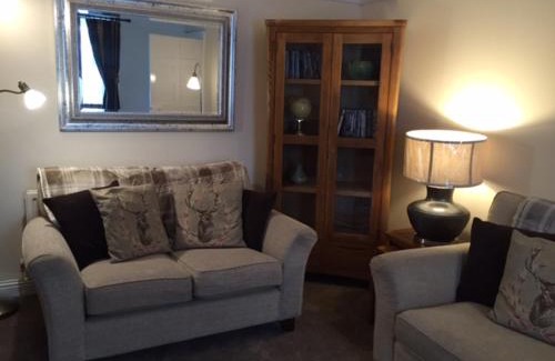 Moffat House | Lazydays Cottage