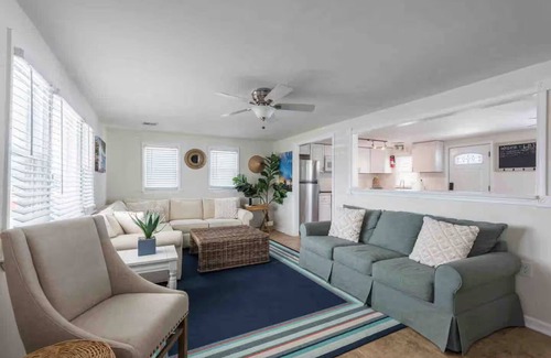 Ship Bottom Apartment | LBI Beach Escape. 2-bedroom apartment with AC in best Ship Bottom location