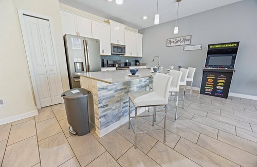 Kissimmee House | LBL4837 Summary: tore