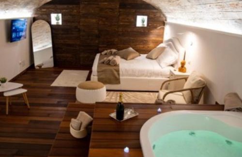 Old Town Apartment | LC Luxury Apartment