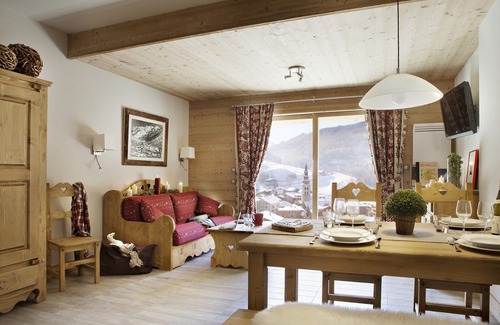 La Clusaz Apartment | LCZ - Charmant T4 spa et piscine, 4*