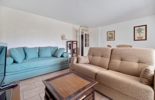 Valescure Apartment | Le 11 - Appt climatisé avec piscine partagée