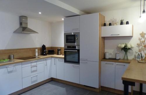 Bourg-Saint-Maurice Apartment | Le 206 Appartement Moderne et Cosy-Terrasse -Centre-Parking-Wifi