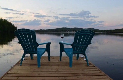 Lac-Saint-Paul Ski Chalet | Le 277 - ZeNature/Lac Navigable (pets welcome)
