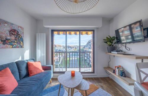 Villers-sur-Mer Apartment | Le 406, T2 avec balcon & parking à 70m de la mer