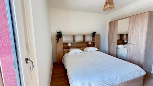 Nouvelle Ville Apartment | Le 72 contemporain - les Arènes