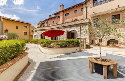 Ficulle Apartment | Le Acetaie With Shared Pool, Ficulle, Italy