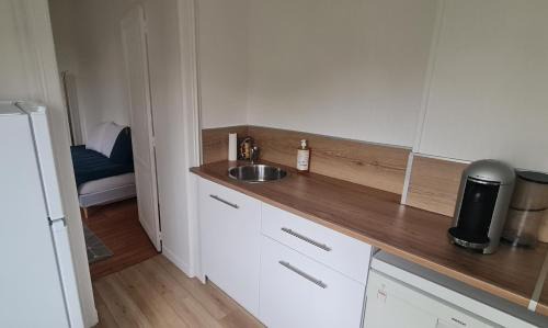 Liberation Apartment | Le Balcon d'Anatole 3étoiles