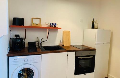 Secteur 2 Apartment | Le BARNAVE