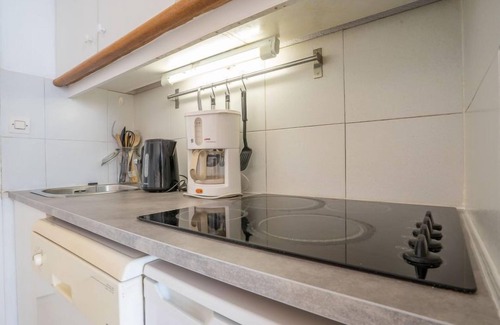 Le Dramont Apartment | Le Belvédère(R3 221) by Interhome