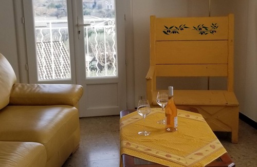 Saint-Pierre-de-Vassols House | Le Belvédère, Dans un Paisible Village Provençal, au Pied du Mont Ventoux