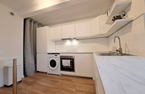 Hincmar Apartment | "Le Biarritz" - Cathédrale & Parking privé gratuit