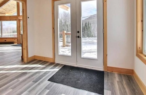 Saint-Philemon Ski Chalet | Le Billot- Rustic Chalet with Spa