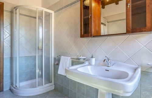 Molazzana House | Le Bore (CNG122) by Interhome