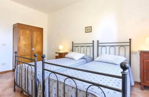 Molazzana House | Le Bore (CNG122) by Interhome