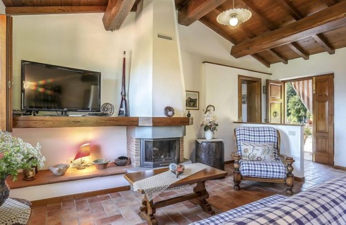 Molazzana Apartment | Le Bore by Interhome