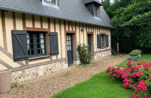 Conteville House | Le Bois des Pierres