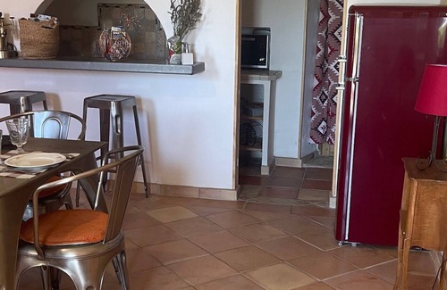 Violes House | LE BORIE gites for 2 persons dog allowed - under 16 kg