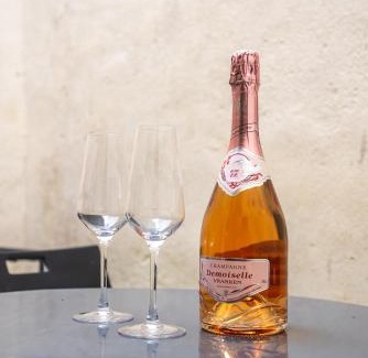 4th Arrondissement Apartment | Le Botinelly