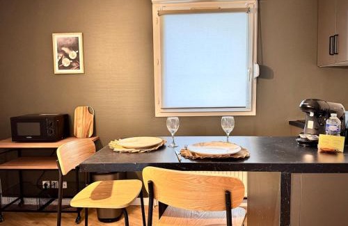 Cleunay Apartment | Le BraSeo, nice studio with parking in Rennes