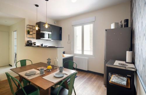 Bourg-l'Eveque Apartment | LE BROOKLYN - Inspiration US à deux pas des quais