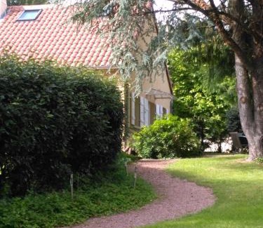 La Guiche House | Le Cèdre enchanté