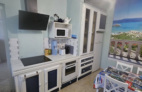 Ensues-la-Redonne Apartment | Le Cabanon Bleurivage Bord de mer Calanque des Figuiéres