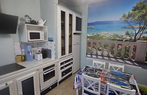 Ensues-la-Redonne Apartment | Le Cabanon Bleurivage Bord de mer Calanque des Figuiéres