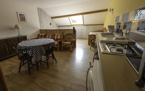 Verthier Apartment | Le Cabanon Studio 35 M²