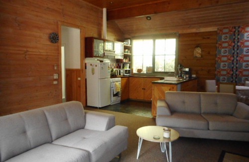 Warburton House | Le Cabin ~ Warburton