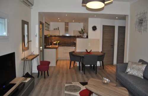 California - Pezou Apartment | Le Calme au Centre Ville à 10 minutes à pied de la Croisette et des plages