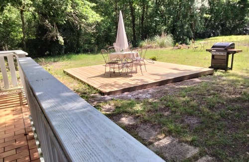 Saint-Paul-les-Dax Ski Chalet | Le Calme au Milieu de la Forêt : Chalet Rénové Avec Piscine Partagée