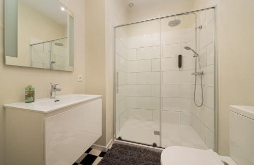 Liege Apartment | Le calme en plein centre ville: Maison 4ch 4sdb