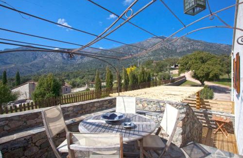 Moltifao Apartment | Le CAPU BIANCU-LOCATION AVEC VUE PROCHE DES GORGES DE L ASCO ENTRE MER ET MONTAGNE