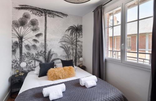 Dinan - Saint-Malo Apartment | Le Carré Sainte-Anne - Appt en plein centre historique