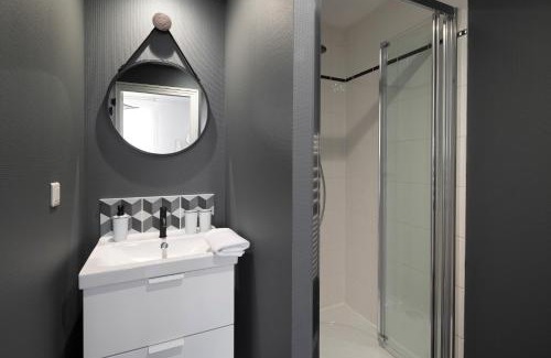 Dinan - Saint-Malo Apartment | Le Carré Sainte-Anne - Appt en plein centre historique